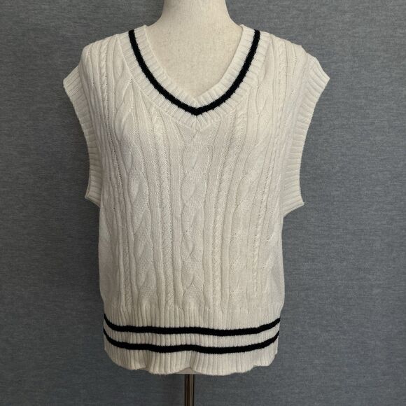 H&M Divided Cable Knit Sweater Vest Size S Preppy Tenniscore Academia Oversized - Picture 2 of 10